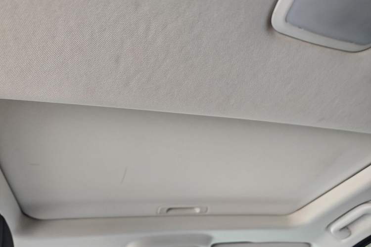 Used Haval H6 2021 National Trend Edition 1.5T Automatic Urban Version Headliner
