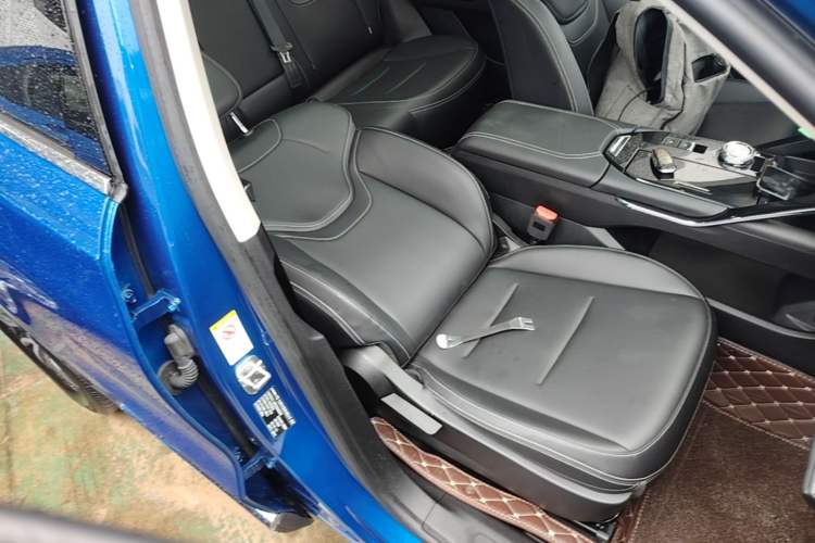Used Haval H6 2021 3rd Generation 1.5T Automatic Two-Wheel Drive Max Right Front Seat
