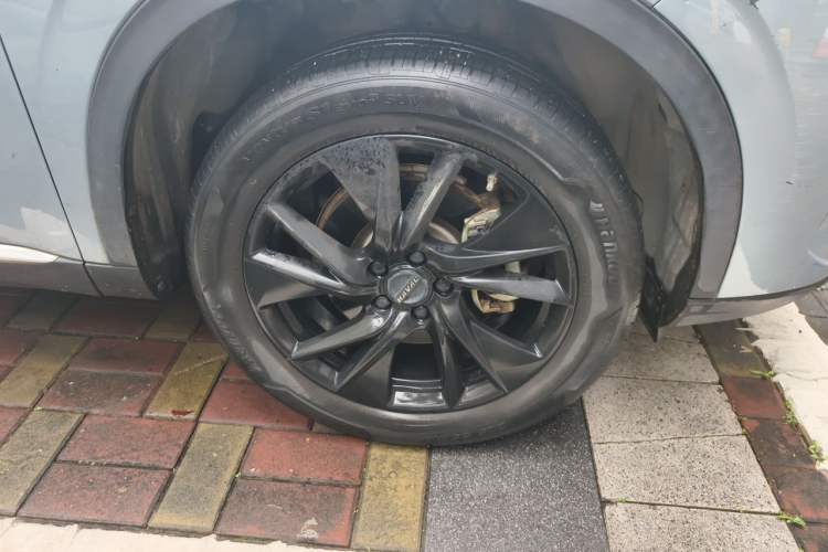 Used Haval H6 2021 3rd Generation 2.0T Automatic Two-Wheel Drive Max Right Front Wheel Hub