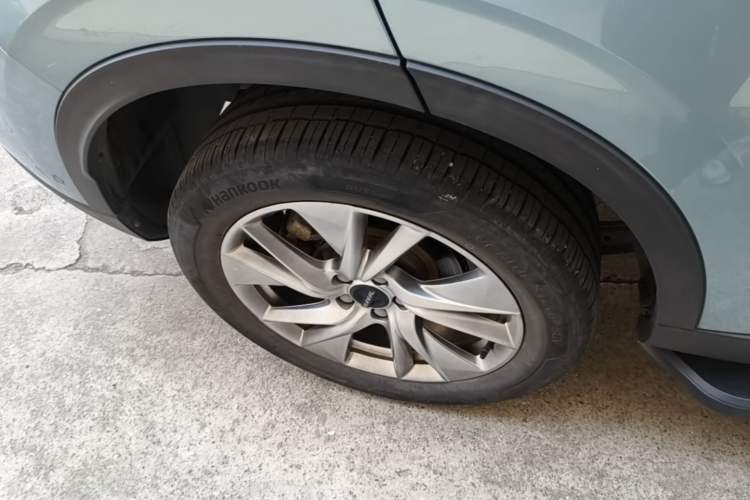 Used Haval H6 2021 3rd Generation 1.5T Automatic Two-Wheel-Drive Supreme Right Rear Wheel Hub