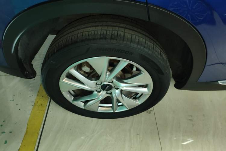 Used Haval H6 2021 3rd Generation 1.5T Automatic Two-Wheel-Drive Supreme Right Rear Wheel Hub