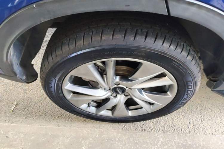 Used Haval H6 2021 3rd Generation 1.5T Automatic Two-Wheel-Drive Supreme Right Rear Wheel Hub