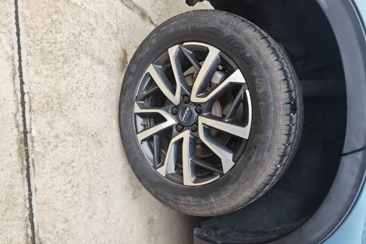 Used Haval H6 2021 3rd Generation 1.5T Automatic Two-Wheel Drive Max Right Rear Wheel Hub