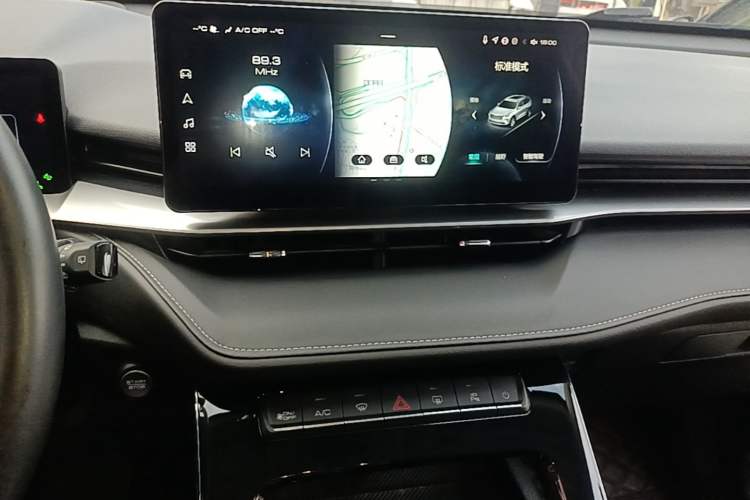Used Haval H6 2021 3rd Generation 2.0T Automatic All-Wheel Drive Max Audio And AC Panel