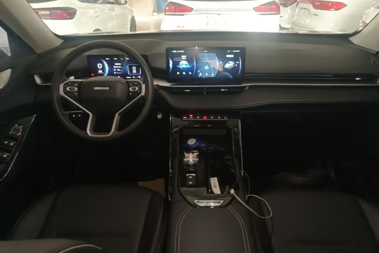 Used Haval H6 2021 3rd Generation 1.5T Automatic Two-Wheel Drive Pro Center Console