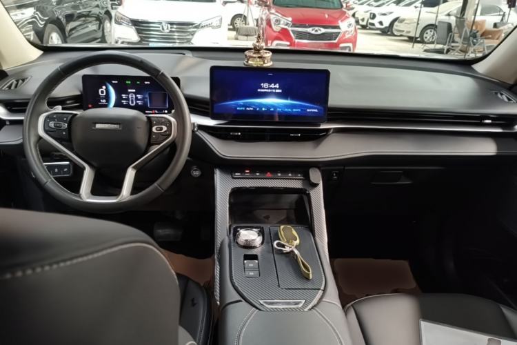 Used Haval H6 2021 3rd Generation 1.5T Automatic Two-Wheel Drive Max Center Console