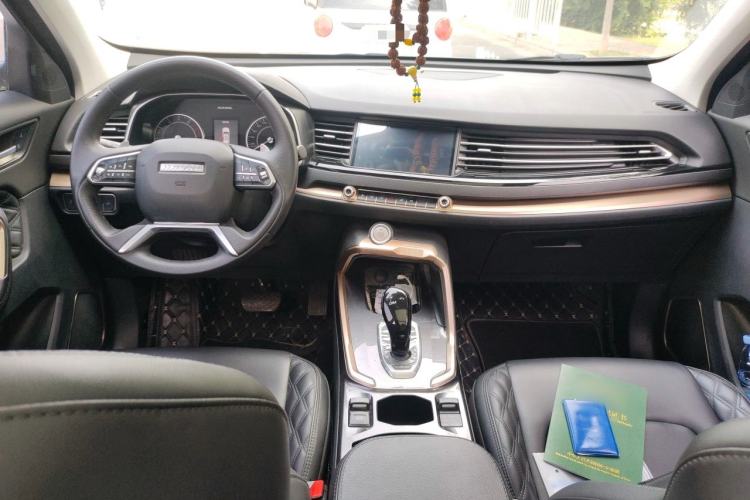 Used Haval H6 2021 1.5 GDIT Automatic Champion Edition Center Console