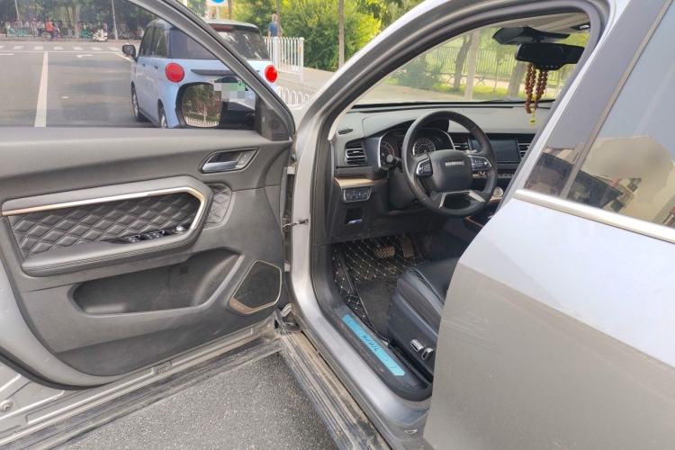 Used Haval H6 2021 1.5 GDIT Automatic Champion Edition Driver Seat