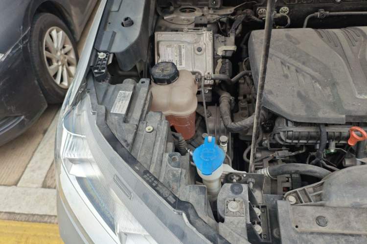 Used Haval H6 2021 3rd Generation 2.0T Automatic Two-Wheel Drive Max Engine Bay Right
