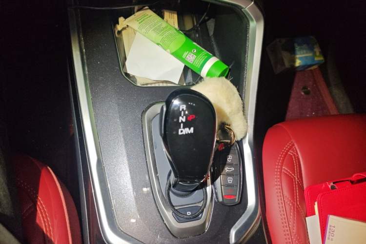 Used Haval H6 2021 1.5 GDIT Automatic Champion Edition Gear Lever