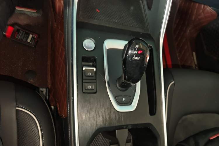 Used Haval H6 2021 National Trend Edition 1.5T Automatic Urban Version Gear Lever