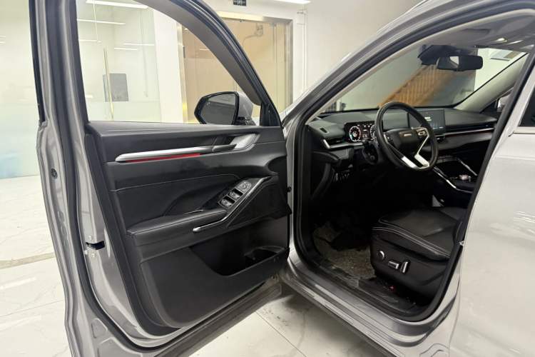Used Haval H6 2021 3rd Generation 2.0T Automatic All-Wheel Drive Supreme Interior 1