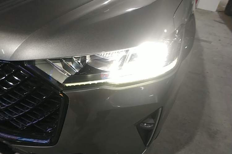 Used Haval H6 2021 3rd Generation 2.0T Automatic All-Wheel Drive Supreme Left Front Headlight