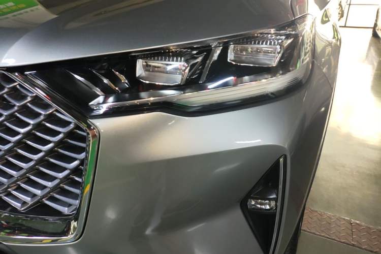 Used Haval H6 2021 3rd Generation 1.5T Automatic Two-Wheel Drive Max Left Front Headlight