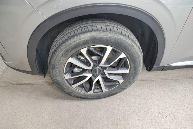 Used Haval H6 2021 3rd Generation 1.5T Automatic Two-Wheel Drive Max Left Front Wheel Hub