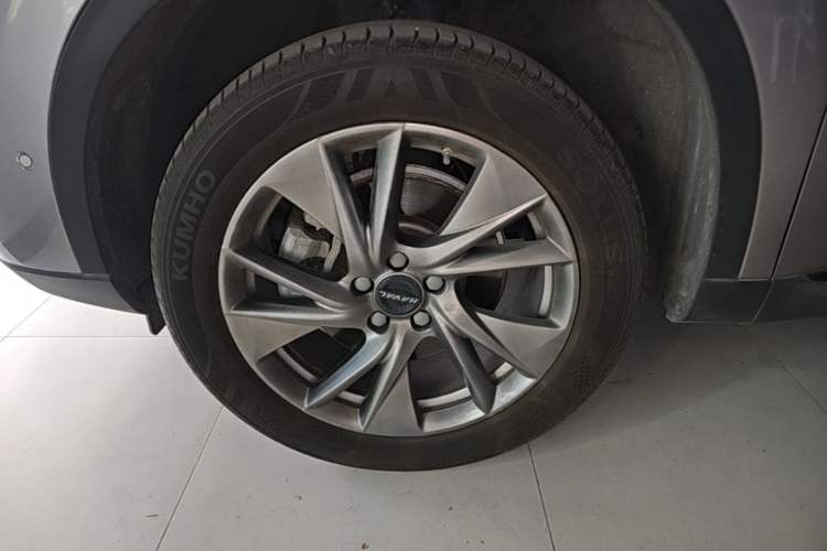 Used Haval H6 2021 3rd Generation 1.5T Automatic Two-Wheel Drive Supreme+ Left Front Wheel Hub