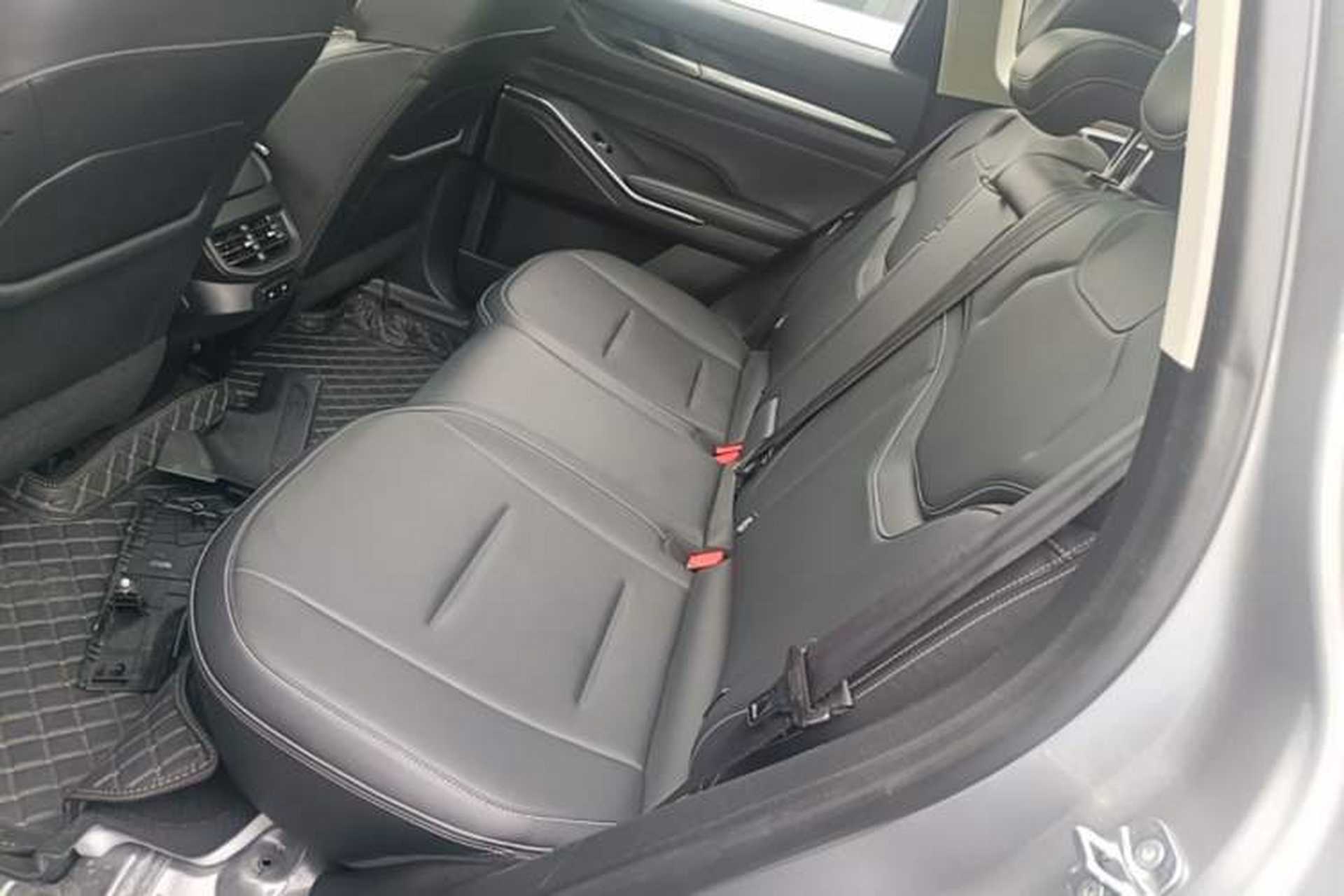 Used Haval H6 2021 3rd Generation 1.5T Automatic Two-Wheel Drive Max Left Rear Seat