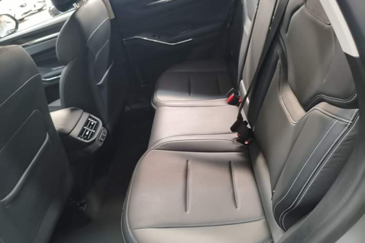 Used Haval H6 2021 3rd Generation 1.5T Automatic Two-Wheel Drive Max Left Rear Seat