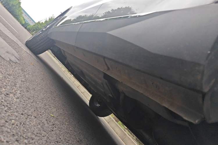 Used Haval H6 2021 3rd Generation 1.5T Automatic Two-Wheel Drive Max Left Side Sill