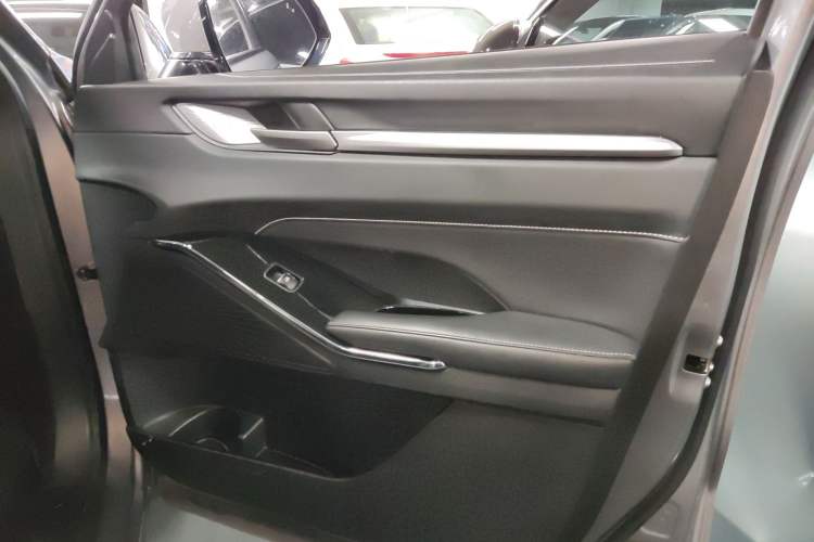 Used Haval H6 2021 3rd Generation 2.0T Automatic Two-Wheel Drive Max Right Front Door Interior
