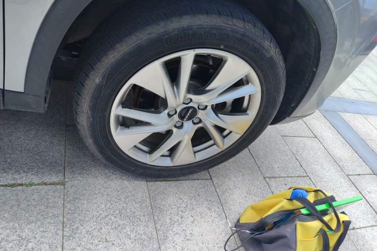 Used Haval H6 2021 3rd Generation 1.5T Automatic Two-Wheel-Drive Supreme Right Front Wheel Hub