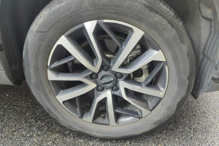 Used Haval H6 2021 3rd Generation 1.5T Automatic Two-Wheel Drive Max Right Front Wheel Hub