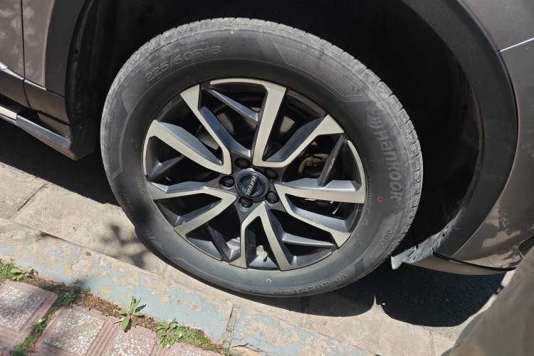 Used Haval H6 2021 3rd Generation 1.5T Automatic Two-Wheel Drive Max Right Front Wheel Hub