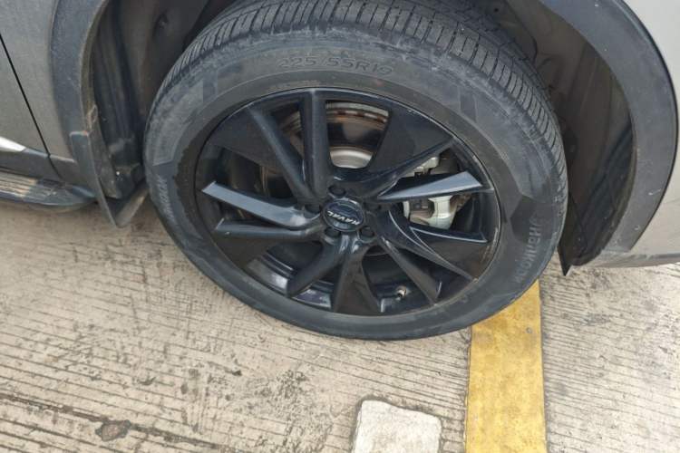 Used Haval H6 2021 3rd Generation 2.0T Automatic Two-Wheel Drive Max Right Front Wheel Hub