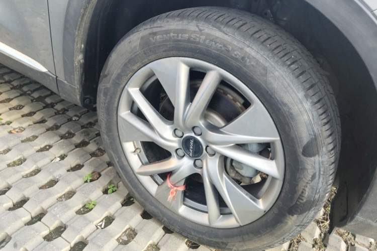 Used Haval H6 2021 3rd Generation 1.5T Automatic Two-Wheel-Drive Supreme Right Front Wheel Hub