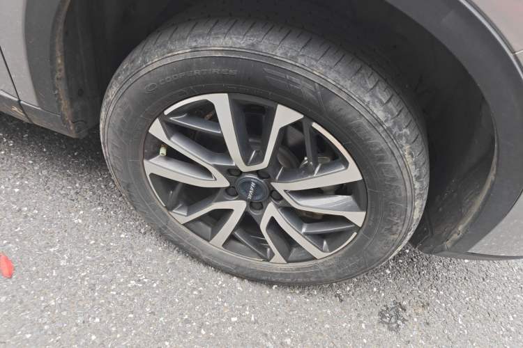 Used Haval H6 2021 3rd Generation 1.5T Automatic Two-Wheel Drive Max Right Front Wheel Hub