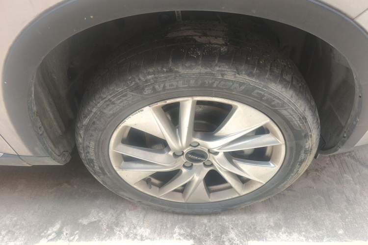 Used Haval H6 2021 3rd Generation 1.5T Automatic Two-Wheel-Drive Supreme Right Front Wheel Hub