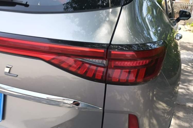 Used Haval H6 2021 3rd Generation 1.5T Automatic Two-Wheel Drive Max Right Rear Taillight