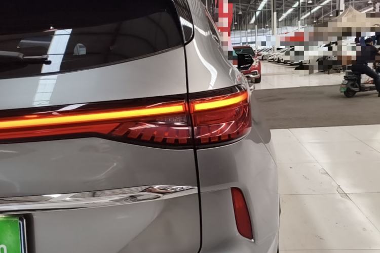 Used Haval H6 2021 3rd Generation 1.5T Automatic Two-Wheel Drive Max Right Rear Taillight