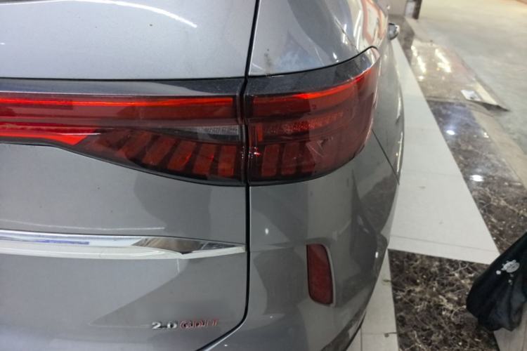 Used Haval H6 2021 3rd Generation 2.0T Automatic Two-Wheel Drive Max Right Rear Taillight