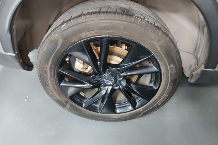 Used Haval H6 2021 3rd Generation 2.0T Automatic Two-Wheel Drive Max Right Rear Wheel Hub