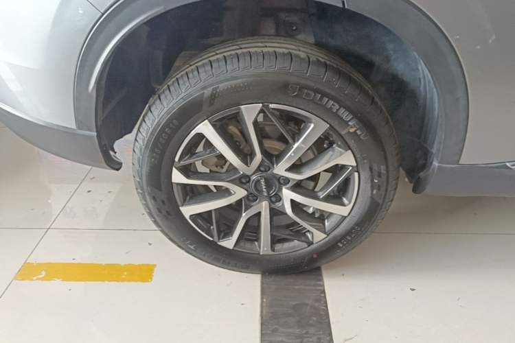 Used Haval H6 2021 3rd Generation 1.5T Automatic Two-Wheel Drive Pro Right Rear Wheel Hub