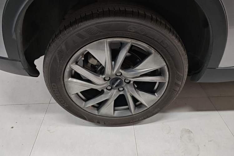 Used Haval H6 2021 3rd Generation 1.5T Automatic Two-Wheel Drive Supreme+ Right Rear Wheel Hub