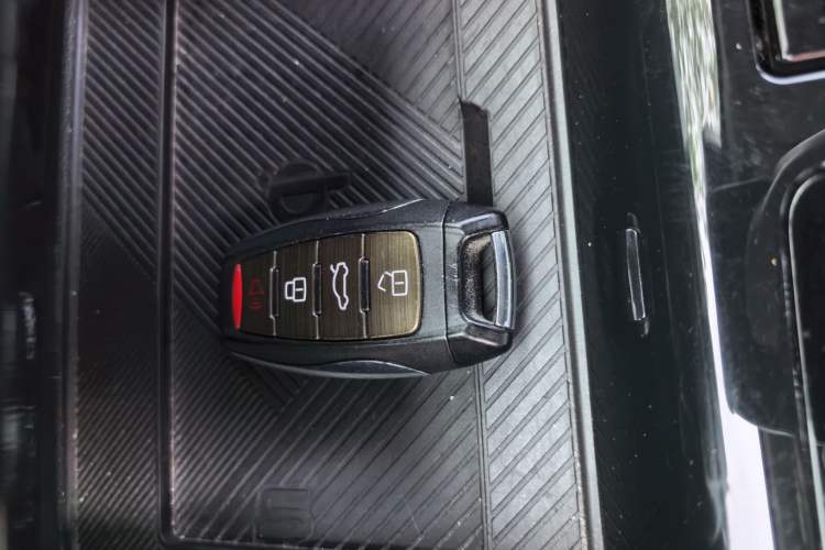 Used Haval H6 2021 3rd Generation 1.5T Automatic Two-Wheel-Drive Supreme Vehicle Key