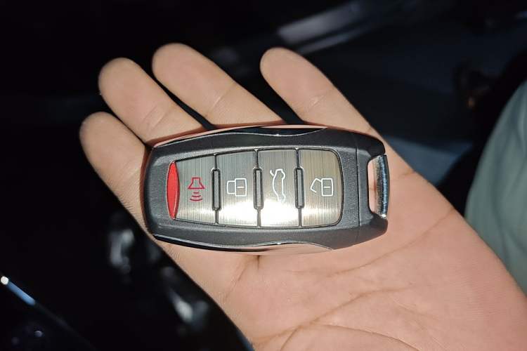 Used Haval H6 2021 3rd Generation 1.5T Automatic Two-Wheel Drive Pro Vehicle Key