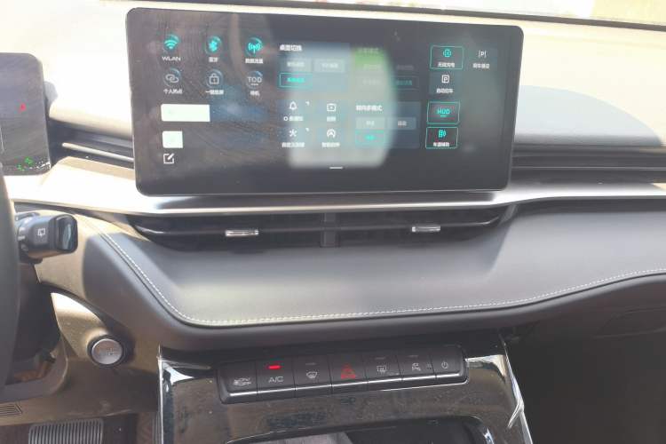 Used Haval H6 2021 3rd Generation 1.5T Automatic Two-Wheel-Drive Supreme Audio And AC Panel