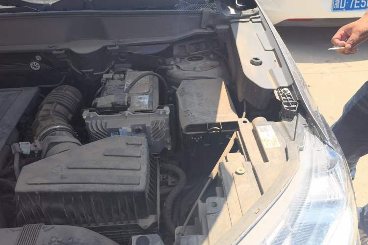 Used Haval H6 2021 3rd Generation 1.5T Automatic Two-Wheel-Drive Supreme Engine Bay Left