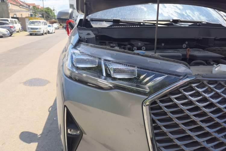 Used Haval H6 2021 3rd Generation 1.5T Automatic Two-Wheel-Drive Supreme Right Front Headlight
