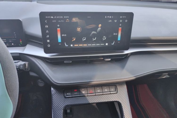 Used Haval H6 2021 3rd Generation 1.5T Automatic Two-Wheel Drive Max Audio And AC Panel