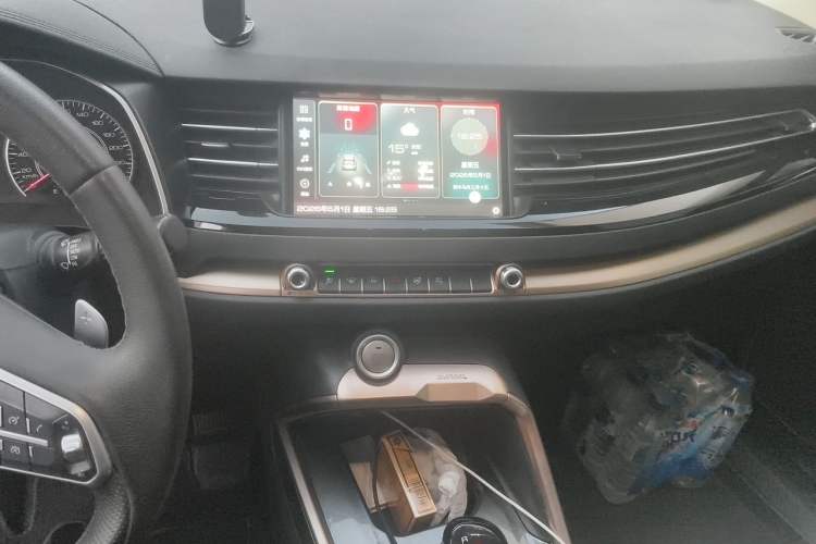 Used Haval H6 2021 1.5T Automatic Champion Edition Audio And AC Panel