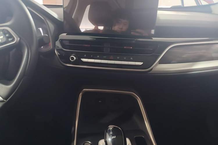 Used Haval H6 2021 China Trend Edition 1.5 GDIT Automatic Champion Version Audio And AC Panel