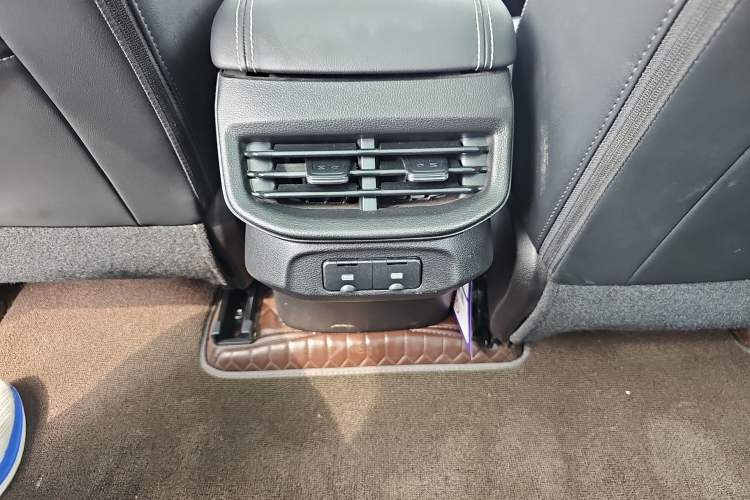 Used Haval H6 2021 3rd Generation 1.5T Automatic Two-Wheel-Drive Supreme Interior 4