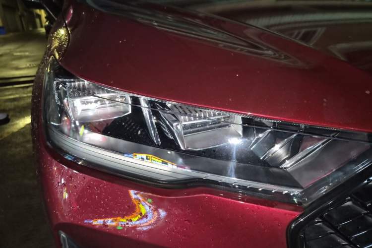 Used Haval H6 2021 3rd Generation 2.0T Automatic Two-Wheel Drive Max Right Front Headlight