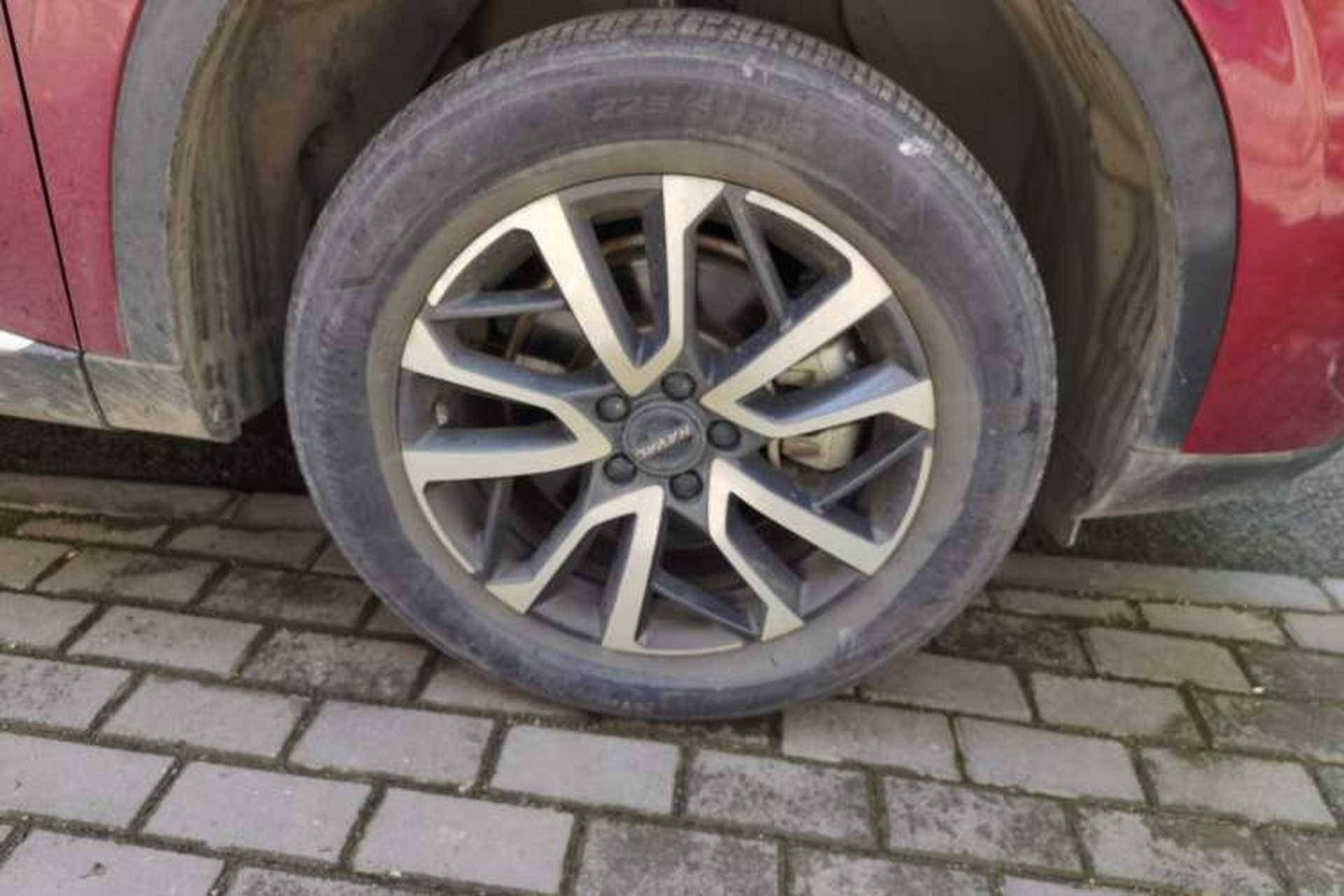 Used Haval H6 2021 3rd Generation 1.5T Automatic Two-Wheel Drive Max Right Front Wheel Hub