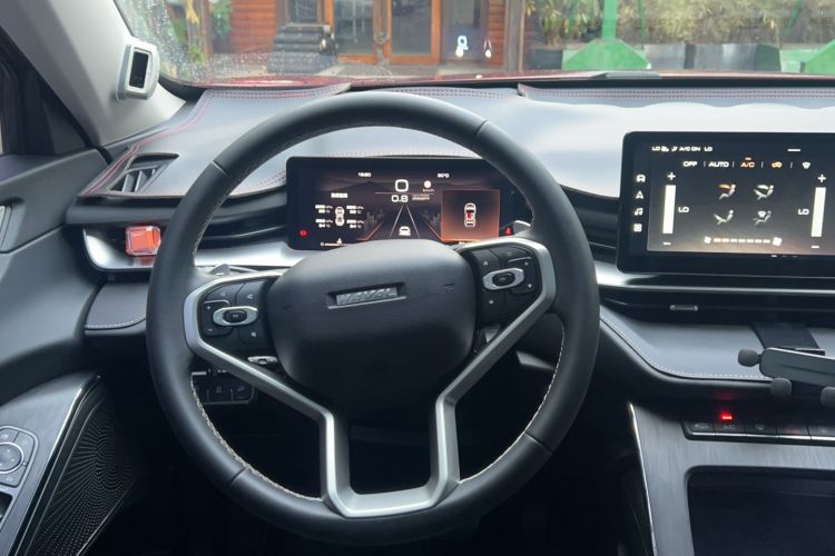 Used Haval H6 2021 3rd Generation 1.5T Automatic Two-Wheel Drive Supreme+ Steering Wheel