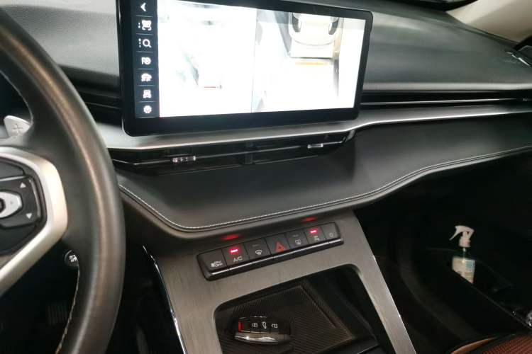 Used Haval H6 2021 3rd Generation 2.0T Automatic All-Wheel Drive Supreme+ Audio And AC Panel
